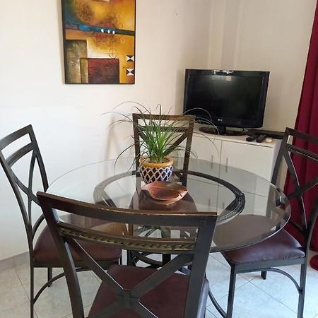 Old Town Apartment 2 Larnaca Esterno foto
