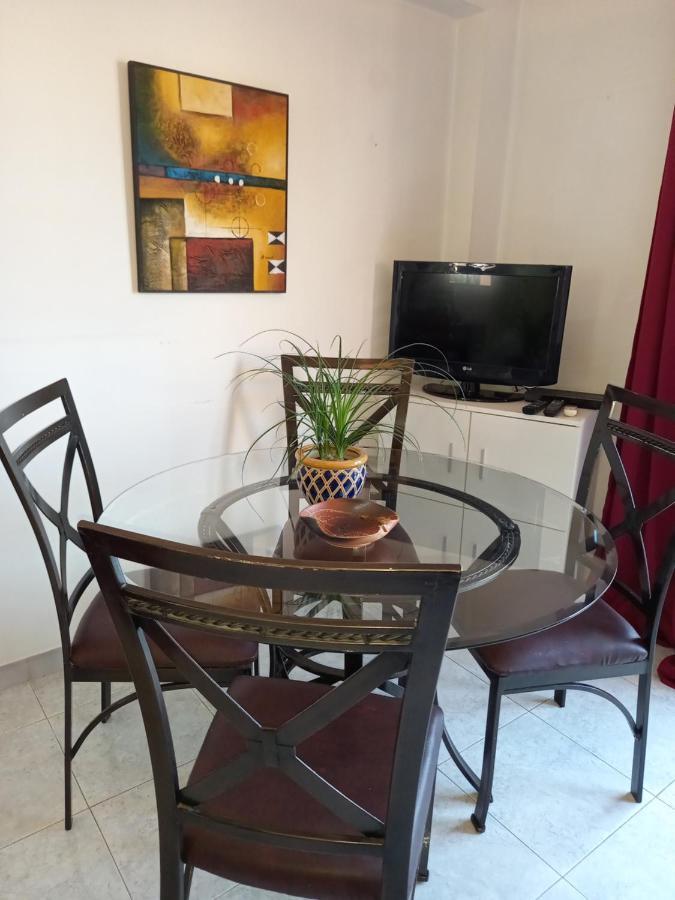 Old Town Apartment 2 Larnaca Esterno foto