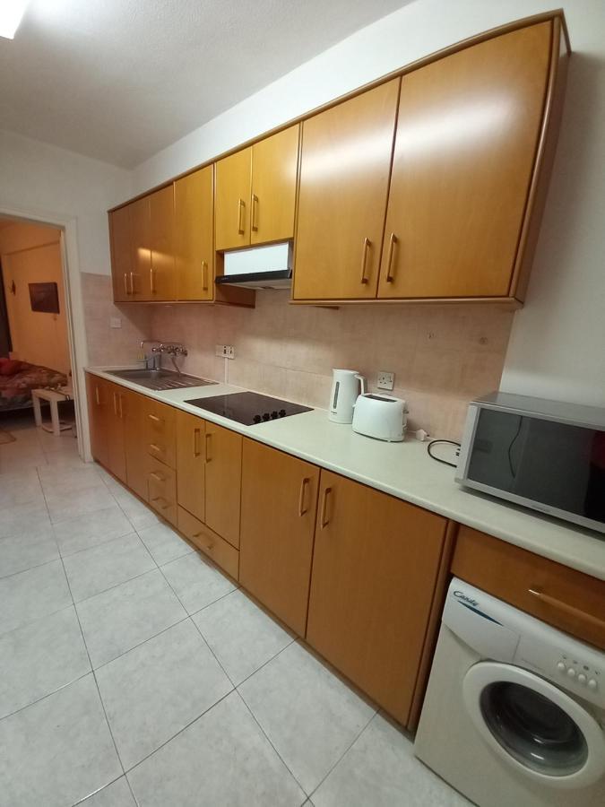 Old Town Apartment 2 Larnaca Esterno foto