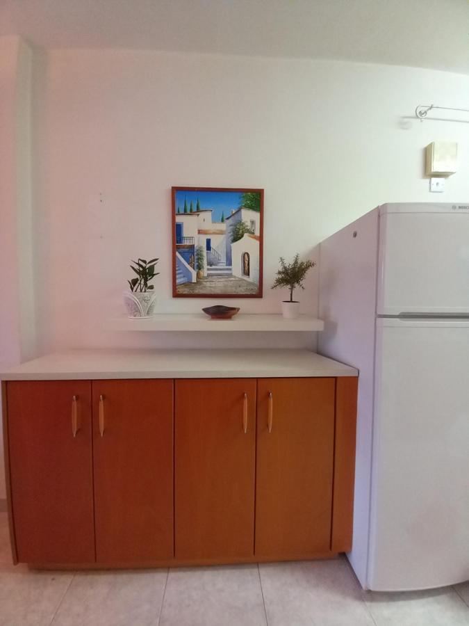 Old Town Apartment 2 Larnaca Esterno foto